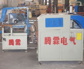 自動下料區(qū)